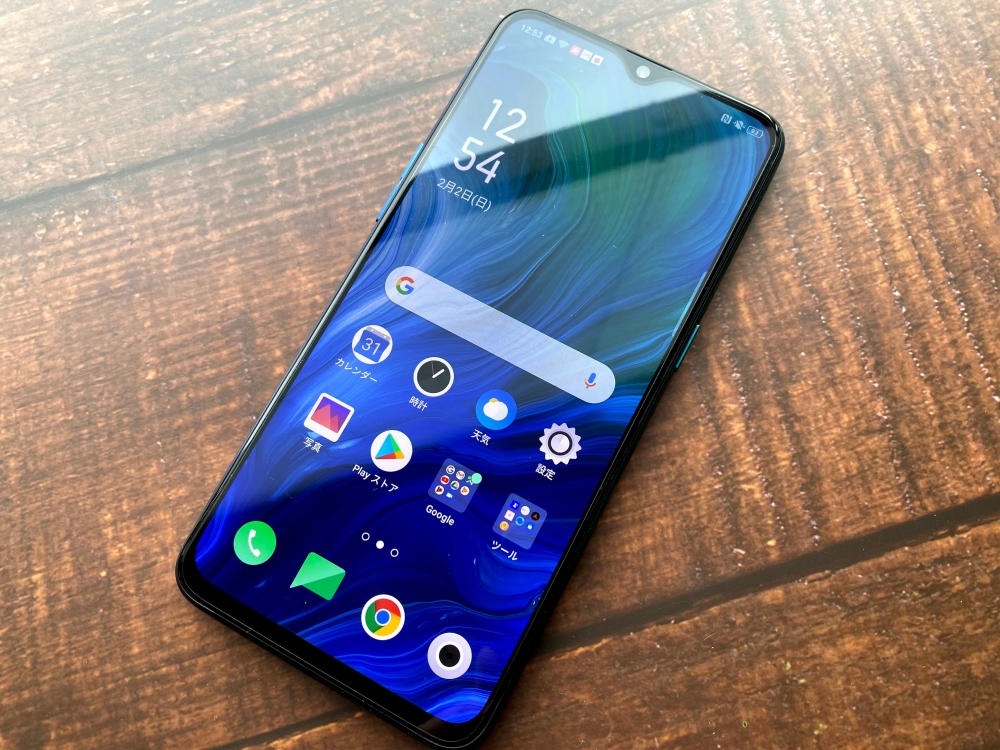 OPPO Reno Aのディスプレイ